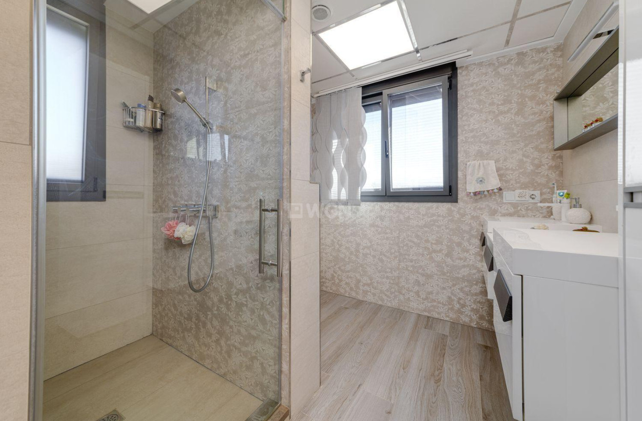 Odsprzedaż - Villa - Torrevieja - Costa Blanca