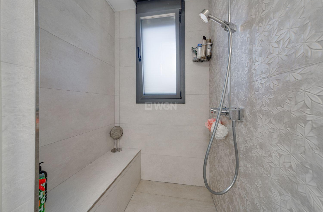 Odsprzedaż - Villa - Torrevieja - Costa Blanca