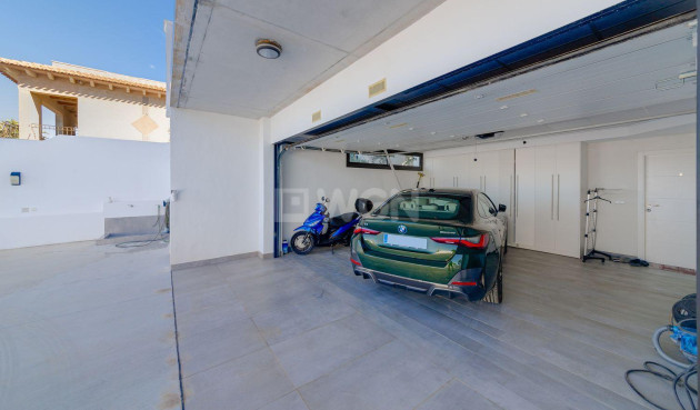 Odsprzedaż - Villa - Torrevieja - Costa Blanca