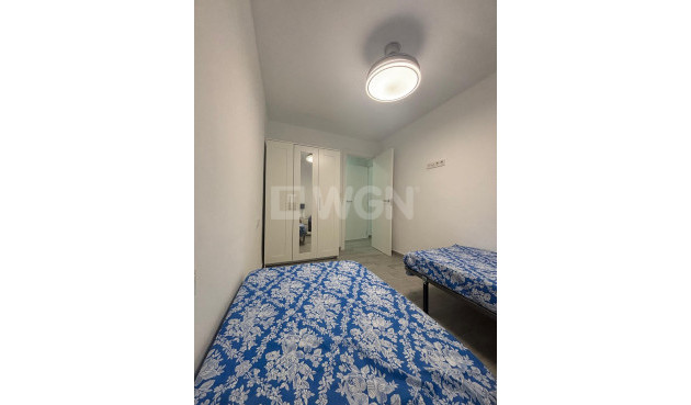 Odsprzedaż - Mieszkanie w bloku - Torrevieja - Costa Blanca