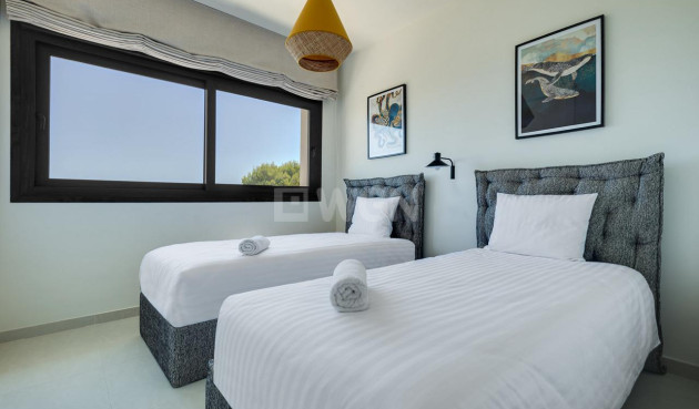 Odsprzedaż - Mieszkanie w bloku - Los Balcones - Costa Blanca