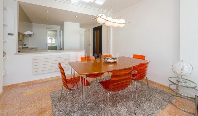 Odsprzedaż - Mieszkanie w bloku - Altea - Costa Blanca