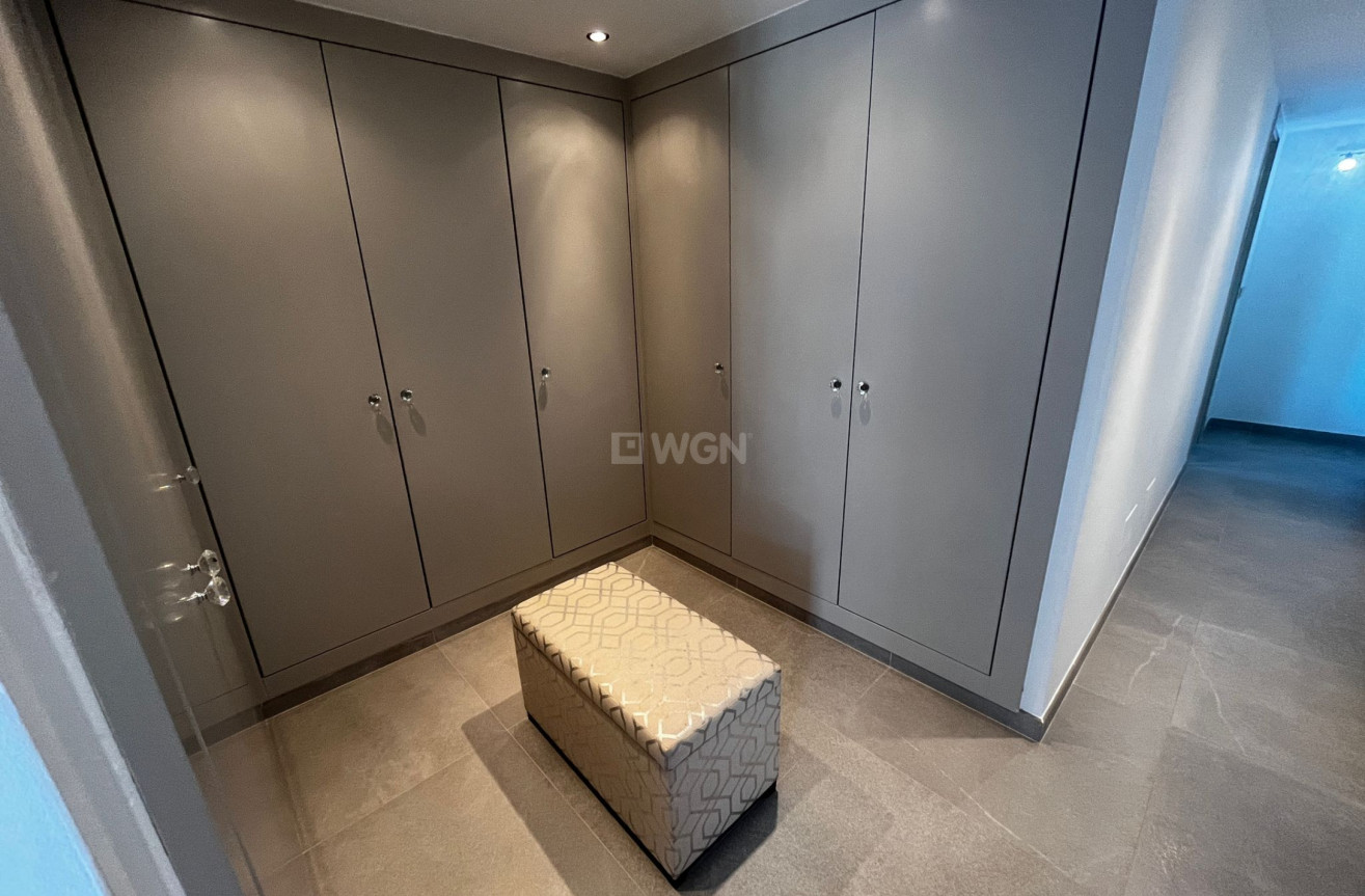 Odsprzedaż - Villa - Sucina - Inland