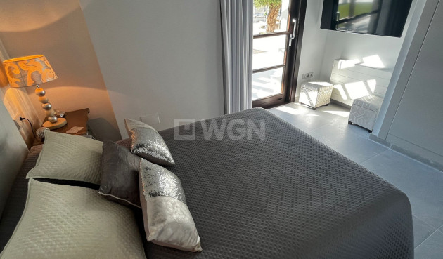 Odsprzedaż - Villa - Sucina - Inland