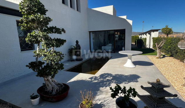 Odsprzedaż - Villa - Sucina - Inland