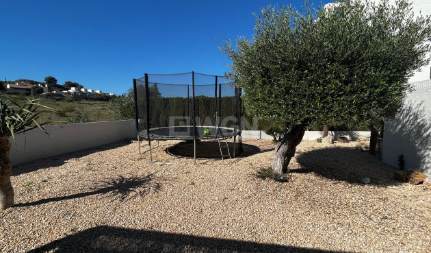 Odsprzedaż - Villa - Sucina - Inland