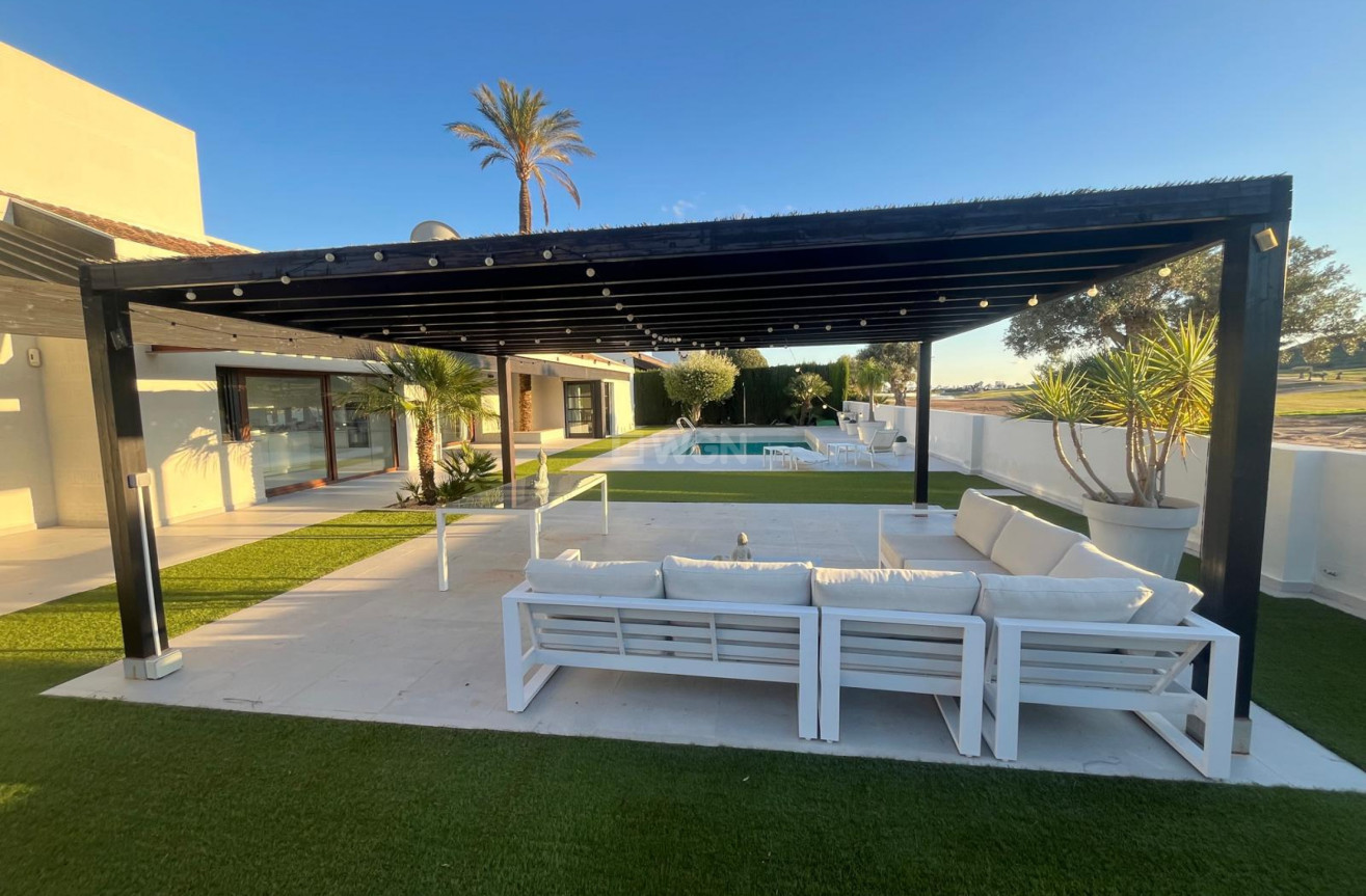 Odsprzedaż - Villa - Sucina - Inland