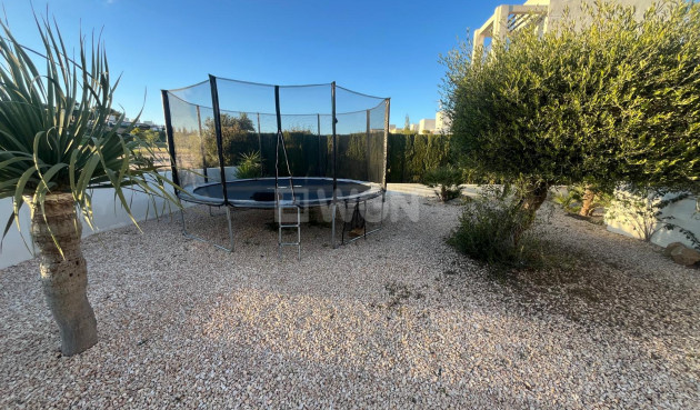 Odsprzedaż - Villa - Sucina - Inland