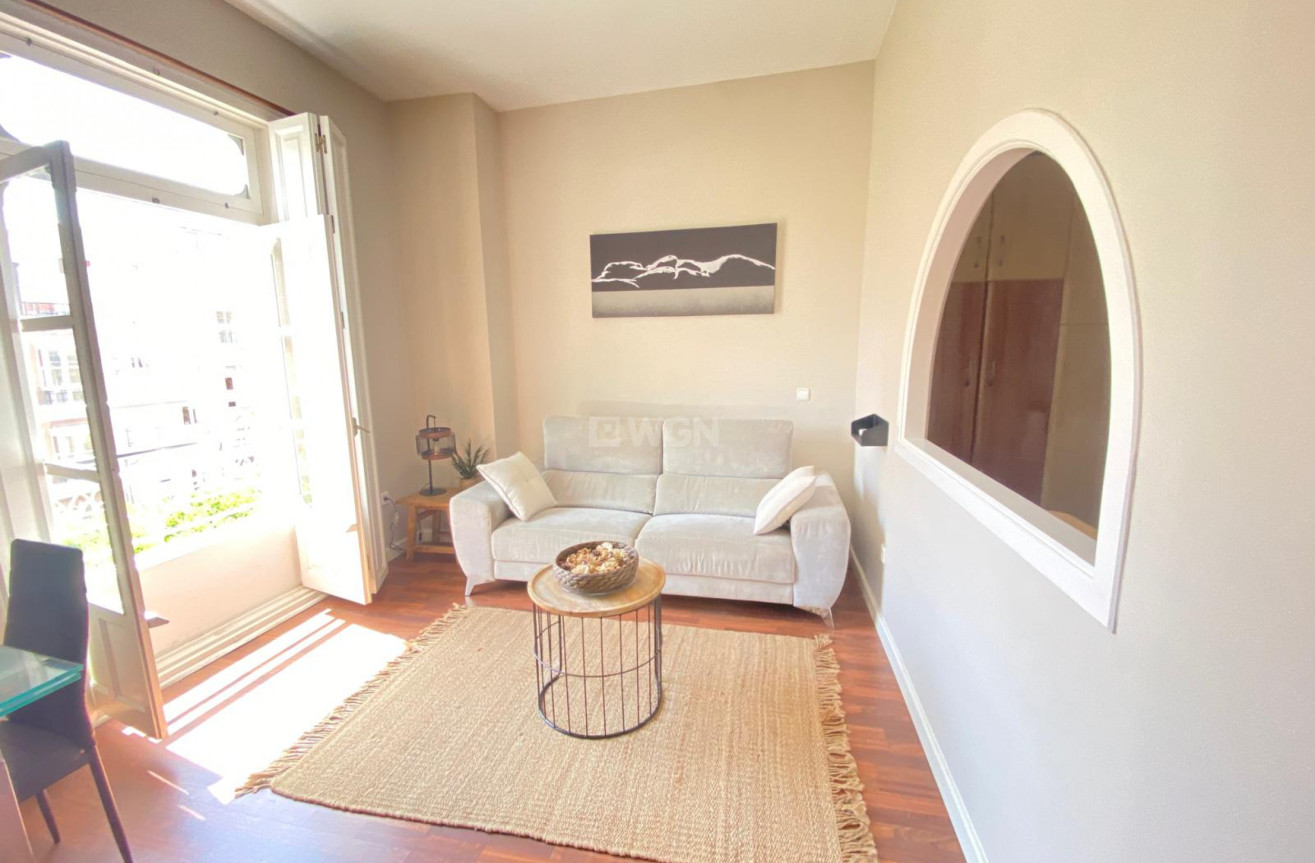 Odsprzedaż - Mieszkanie w bloku - Cartagena - Costa Calida