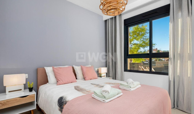 Odsprzedaż - Mieszkanie w bloku - Pilar de la Horadada - Pueblo Latino