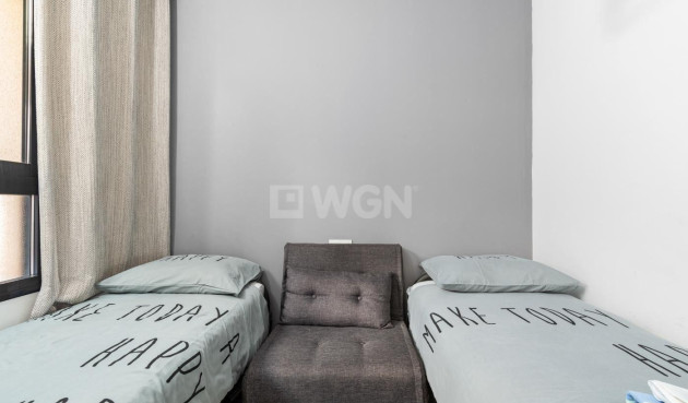 Odsprzedaż - Mieszkanie w bloku - Pilar de la Horadada - Pueblo Latino