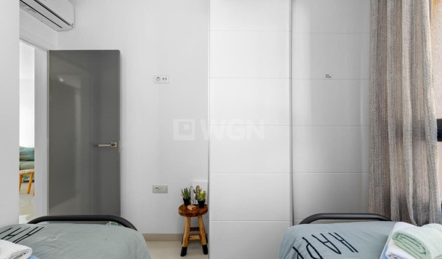 Odsprzedaż - Mieszkanie w bloku - Pilar de la Horadada - Pueblo Latino