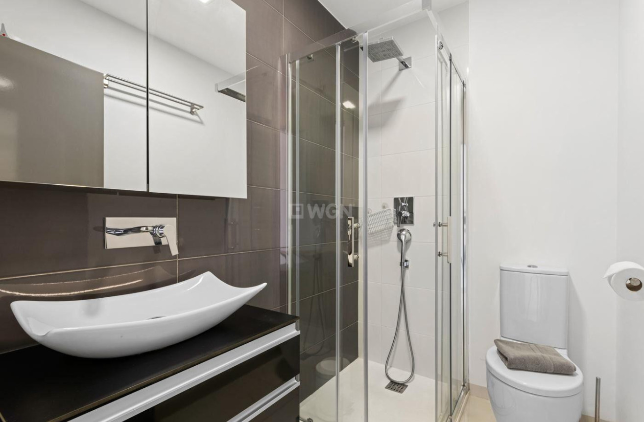 Odsprzedaż - Mieszkanie w bloku - Pilar de la Horadada - Pueblo Latino