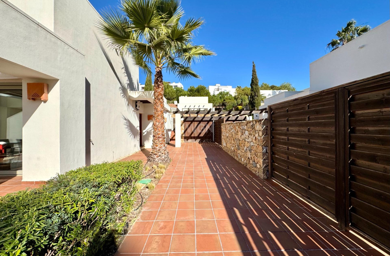 Wiederverkauf - Villa - Orihuela - Las Colinas Golf