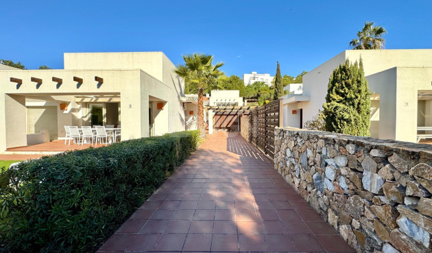Wiederverkauf - Villa - Orihuela - Las Colinas Golf