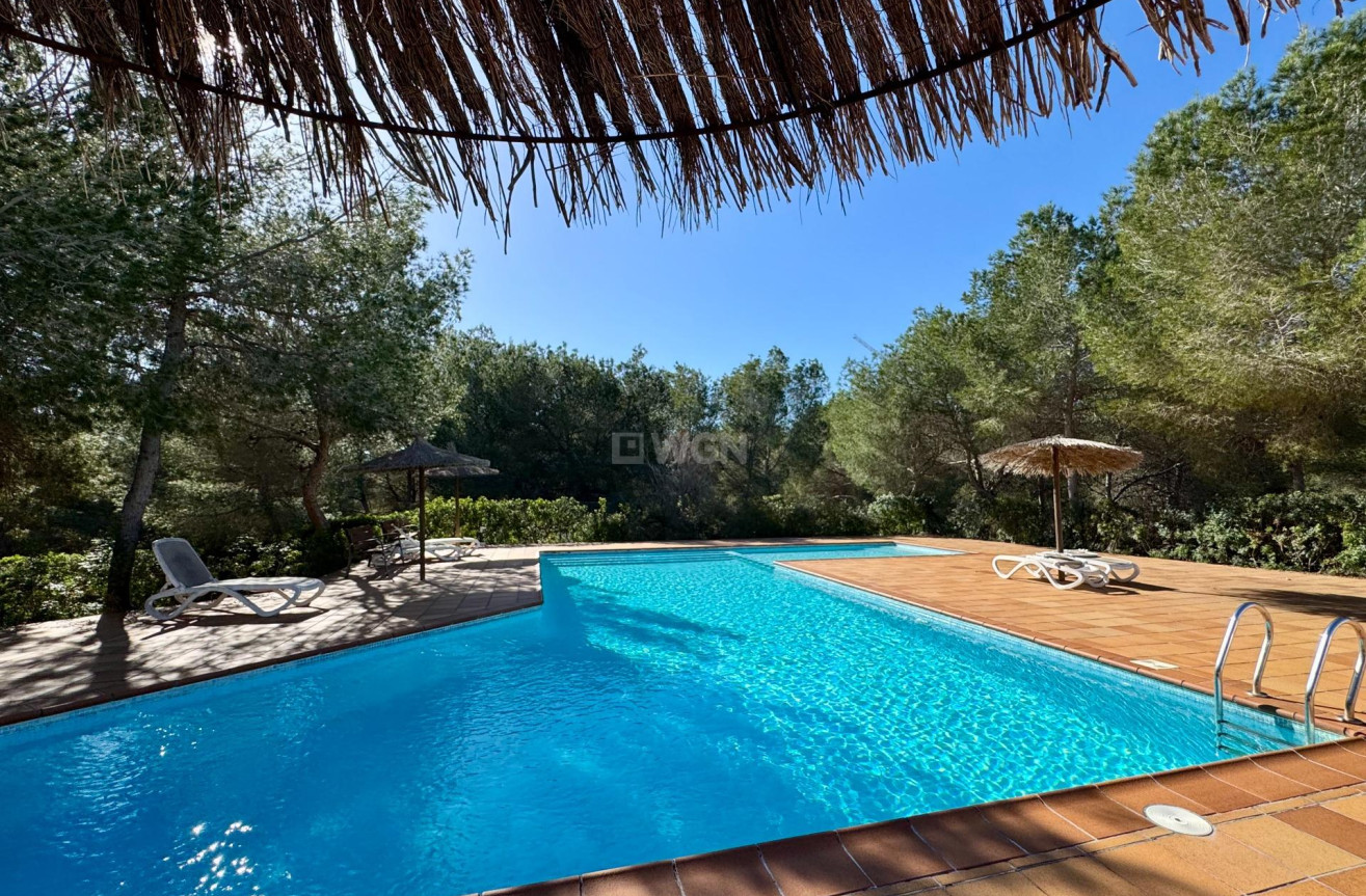 Wiederverkauf - Villa - Orihuela - Las Colinas Golf