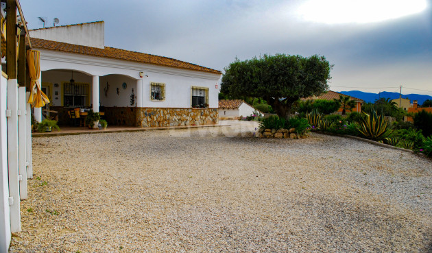 Odsprzedaż - Villa - Pliego - Inland