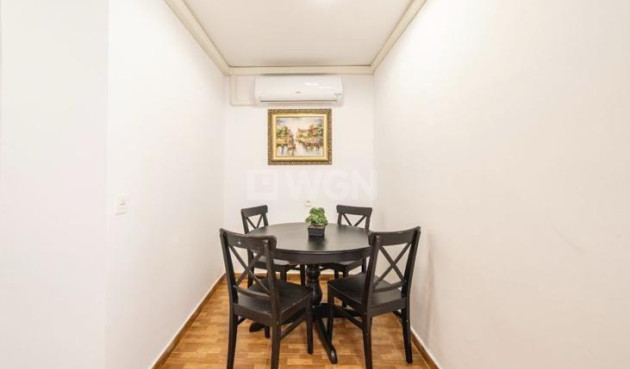 Odsprzedaż - Mieszkanie w bloku - Torrevieja - La Mata Pueblo