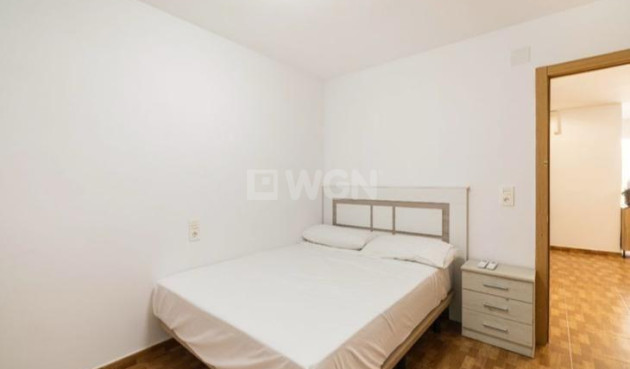 Odsprzedaż - Mieszkanie w bloku - Torrevieja - La Mata Pueblo