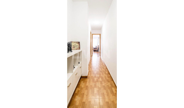 Odsprzedaż - Mieszkanie w bloku - Torrevieja - La Mata Pueblo