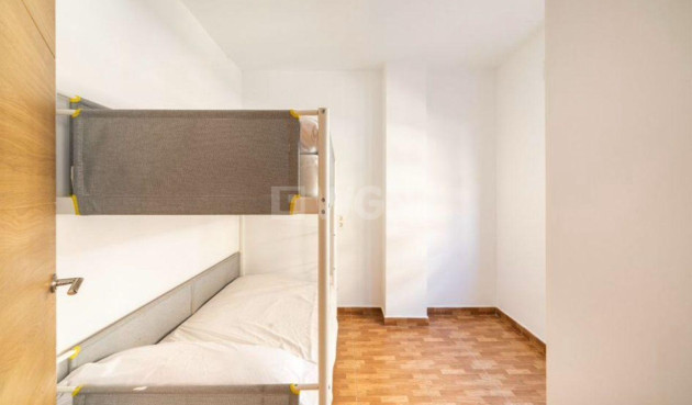 Odsprzedaż - Mieszkanie w bloku - Torrevieja - La Mata Pueblo