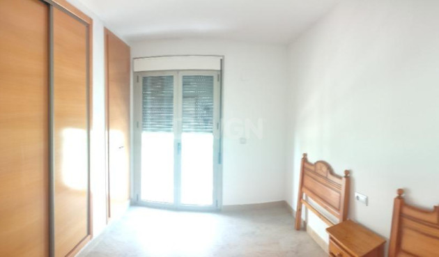 Odsprzedaż - Mieszkanie w bloku - Torrevieja - Estacion De Autobuses