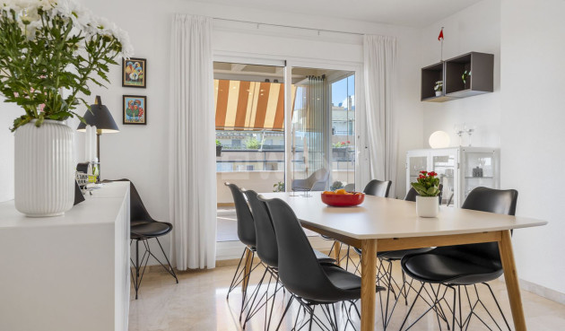 Odsprzedaż - Mieszkanie w bloku - Benalmadena - Costa del Sol