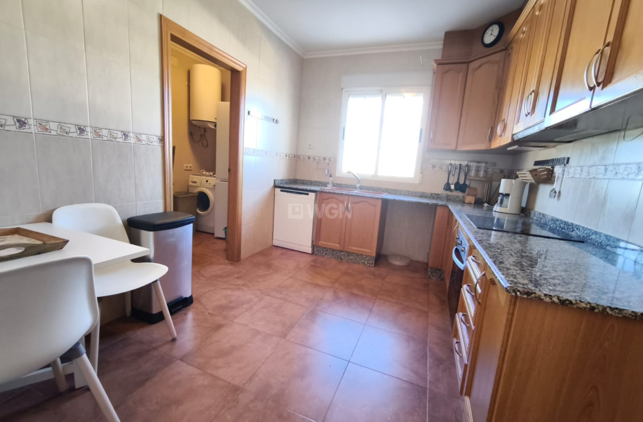 Odsprzedaż - Villa - Hondón de los Fráiles - Inland