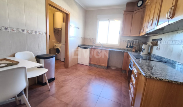 Odsprzedaż - Villa - Hondón de los Fráiles - Inland