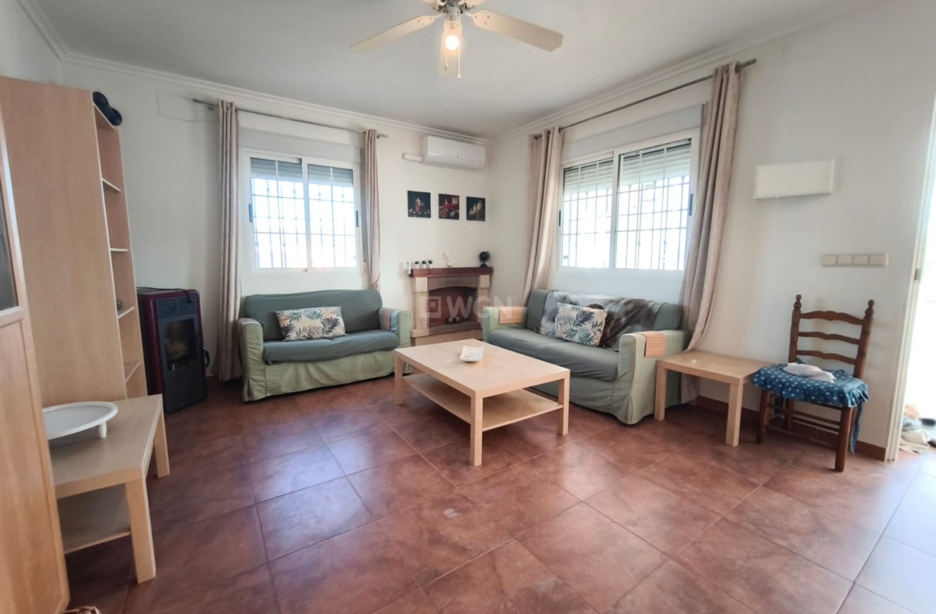 Odsprzedaż - Villa - Hondón de los Fráiles - Inland