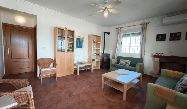 Odsprzedaż - Villa - Hondón de los Fráiles - Inland