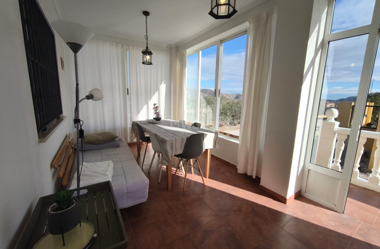 Odsprzedaż - Villa - Hondón de los Fráiles - Inland