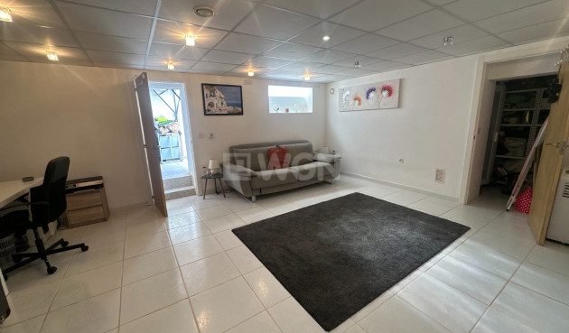 Odsprzedaż - Kamienica - Orihuela - Inland