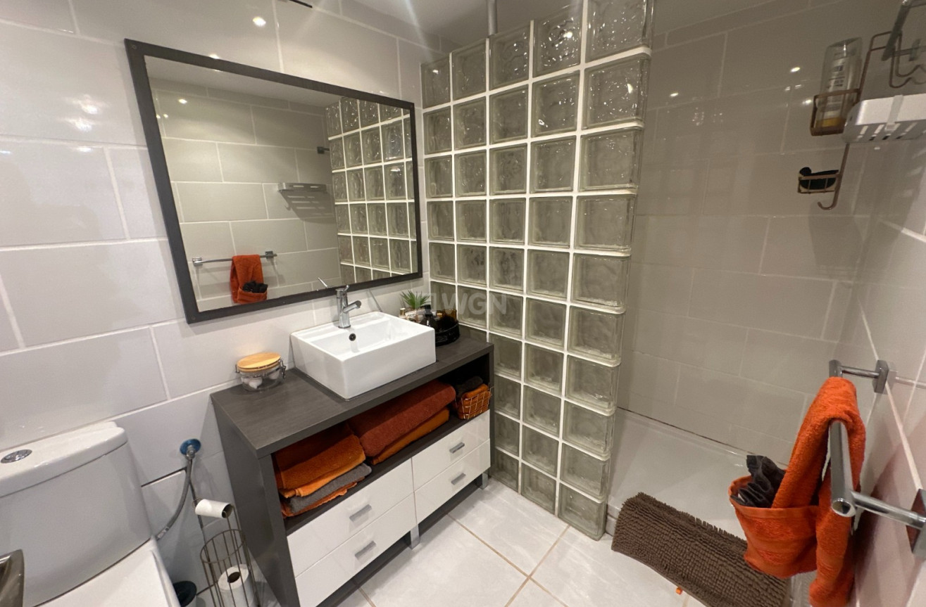 Odsprzedaż - Kamienica - Orihuela - Inland