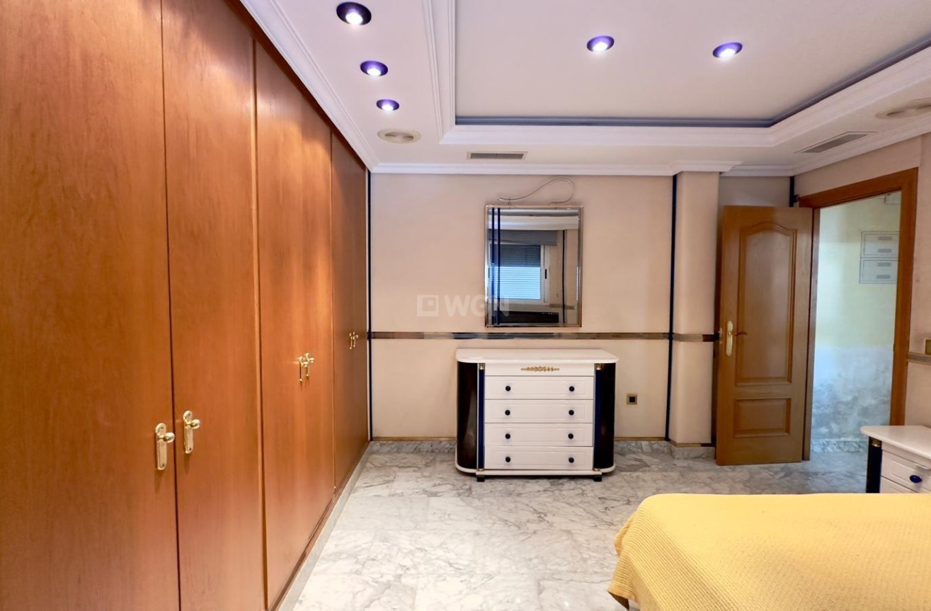 Odsprzedaż - Daszek - Torrevieja - Centro