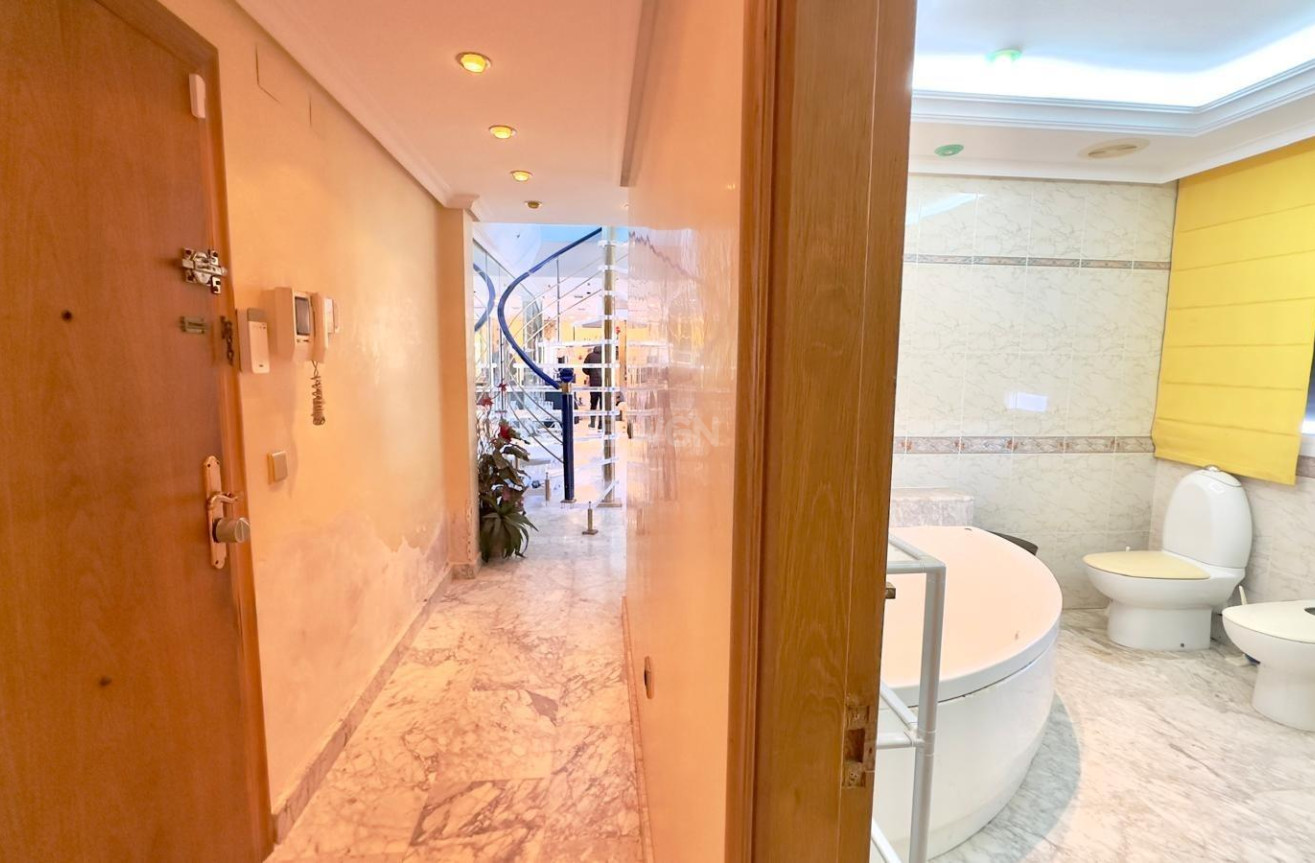 Odsprzedaż - Daszek - Torrevieja - Centro