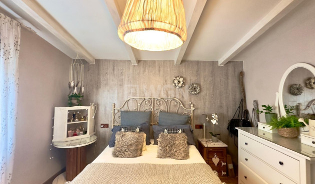 Odsprzedaż - Villa - Torrevieja - Torreblanca