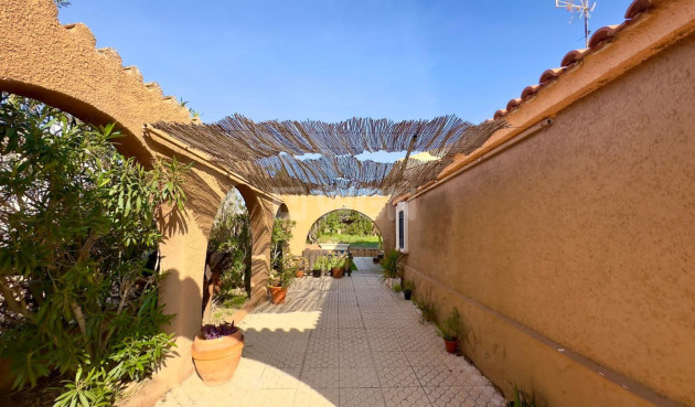 Odsprzedaż - Villa - Torrevieja - Torreblanca