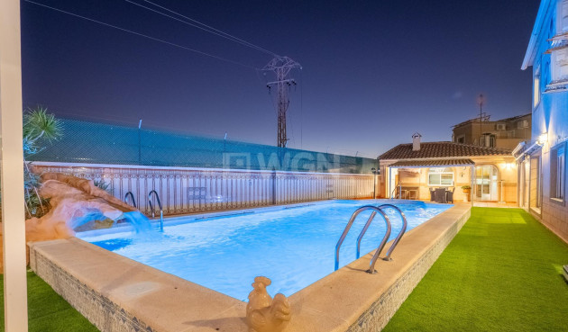 Odsprzedaż - Villa - Torrevieja - El Chaparral