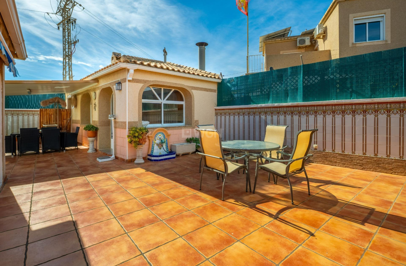 Odsprzedaż - Villa - Torrevieja - El Chaparral