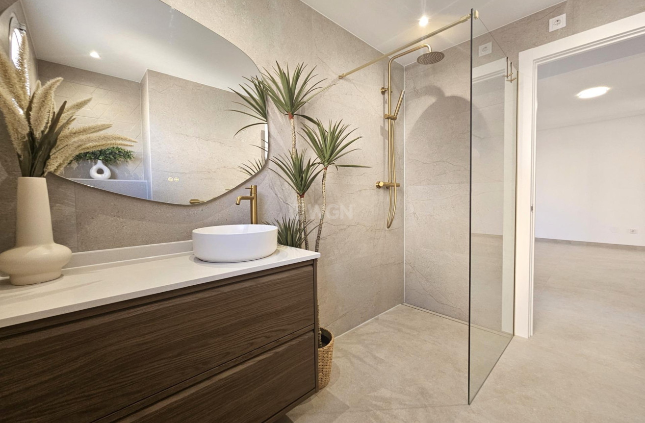 Odsprzedaż - Mieszkanie w bloku - Orihuela Costa - Lomas de Cabo Roig