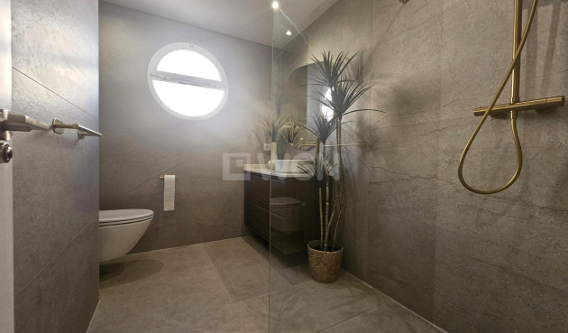 Odsprzedaż - Mieszkanie w bloku - Orihuela Costa - Lomas de Cabo Roig