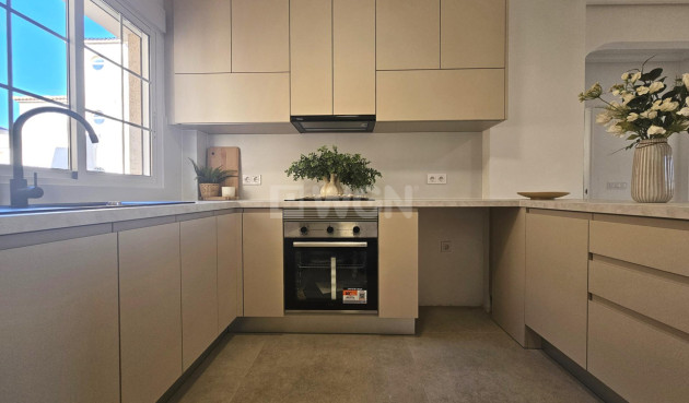 Odsprzedaż - Mieszkanie w bloku - Orihuela Costa - Lomas de Cabo Roig