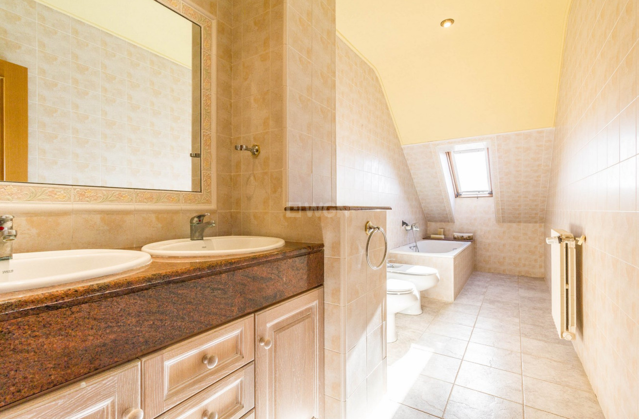 Odsprzedaż - Villa - Yecla - Inland