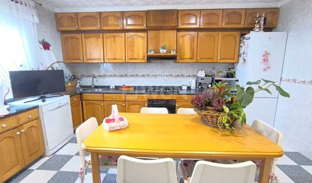 Odsprzedaż - Villa - Sax - Inland