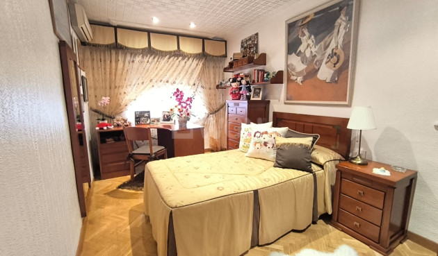 Odsprzedaż - Villa - Sax - Inland