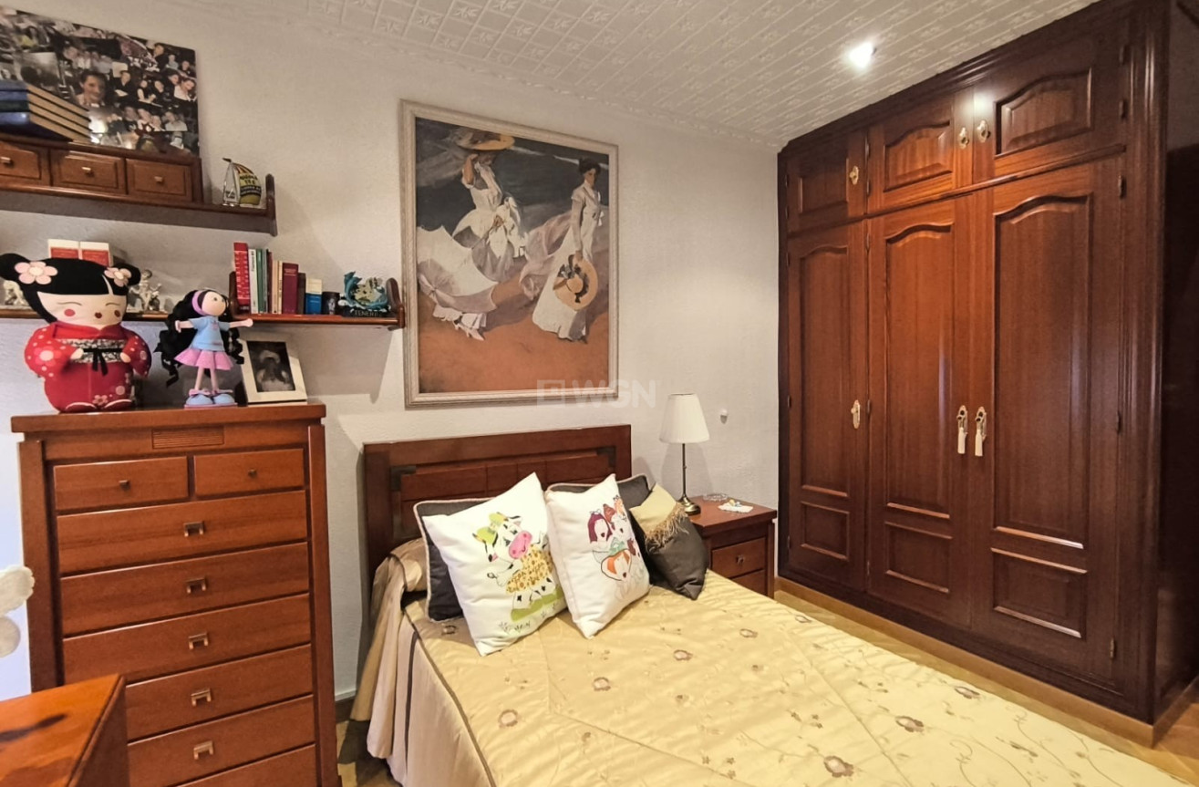 Odsprzedaż - Villa - Sax - Inland