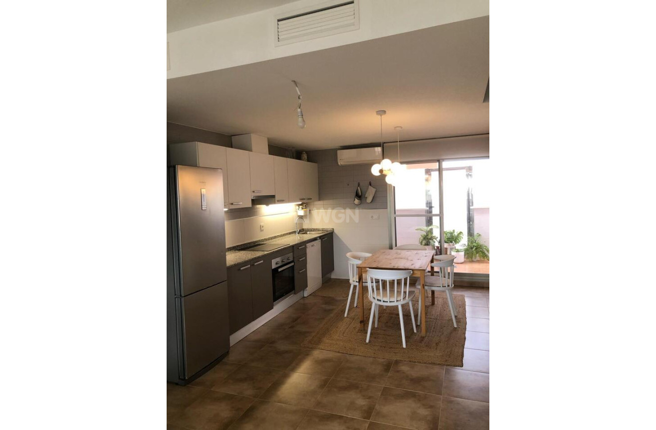 Odsprzedaż - Kamienica - Los Alcázares - Costa Calida