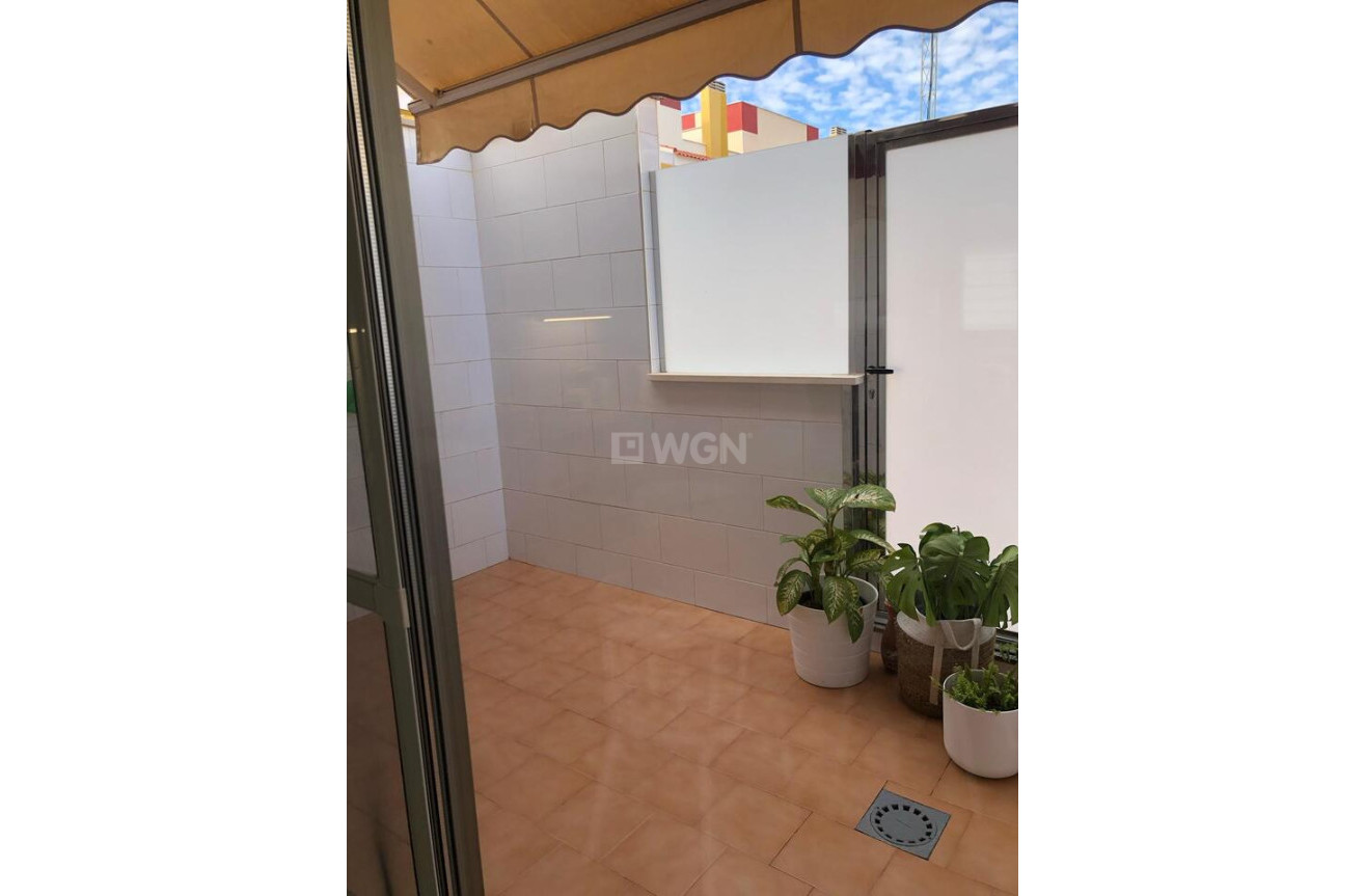 Odsprzedaż - Kamienica - Los Alcázares - Costa Calida