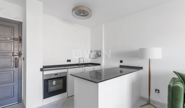 Odsprzedaż - Mieszkanie w bloku - La Mata - Costa Blanca